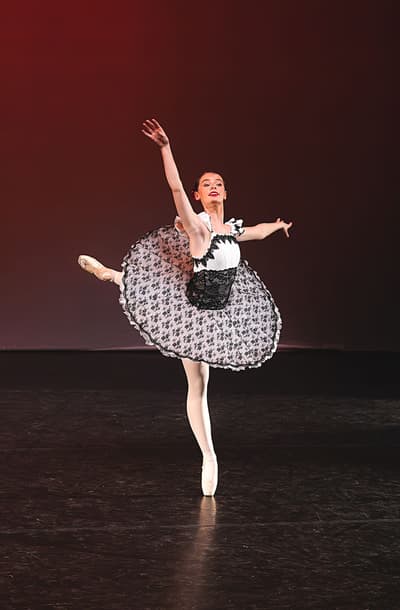 Amelia Larmour — Classical dancer, United Kingdom