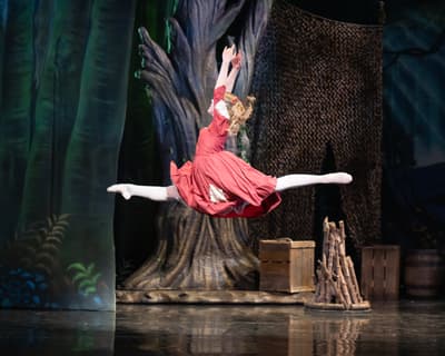 Scarlett Monahan — Classical dancer, United Kingdom
