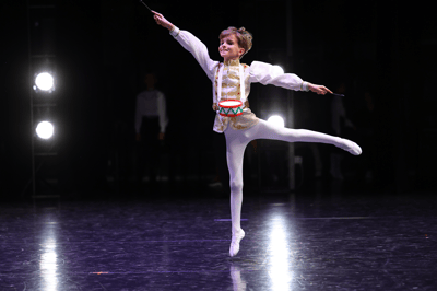 Agoston Huba Steiner-Isky — dancer