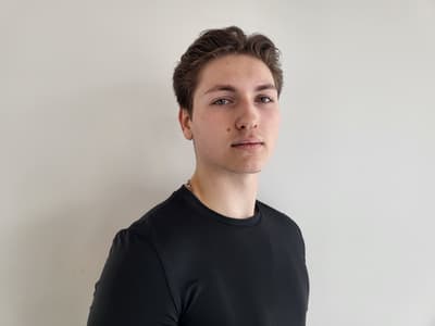 Daniel Holmes — Classical dancer, United States
