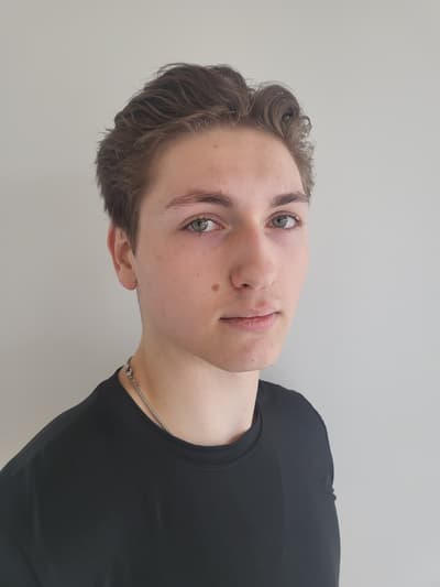 Daniel Holmes — Classical dancer, United States