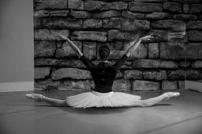 Julia Álvarez Porras — Classical dancer, Spain