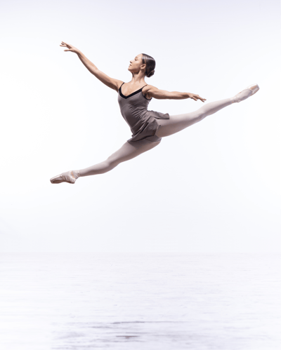 Diana Santos — Classical dancer