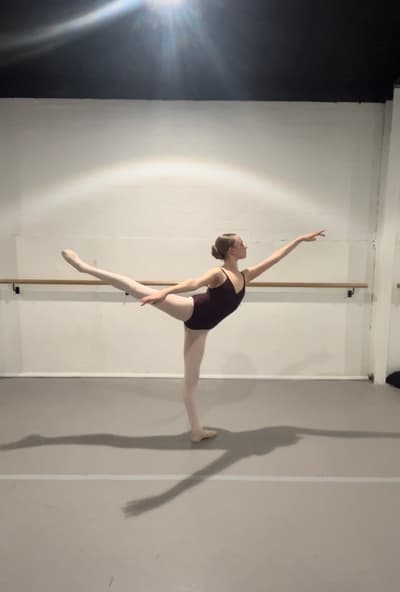 Eadie Jennings — dancer, Australia