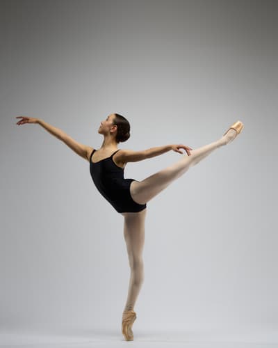 Ashley Burks — Classical dancer, Japan
