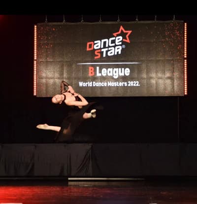 Eva Melnikova — Contemporary dancer, Germany