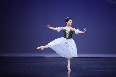 Alianna Nassos — Classical dancer, United States