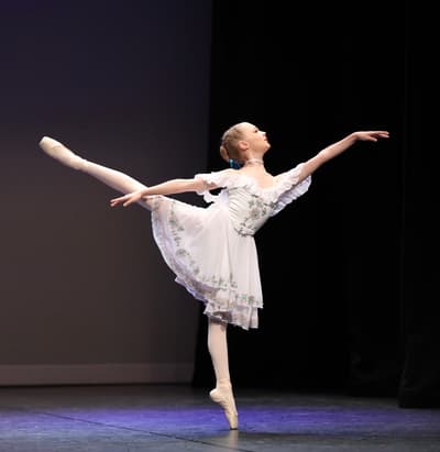 Aureoline Cumming — Classical dancer, Australia