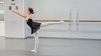 Visan Antonia Monica — Classical dancer, Romania