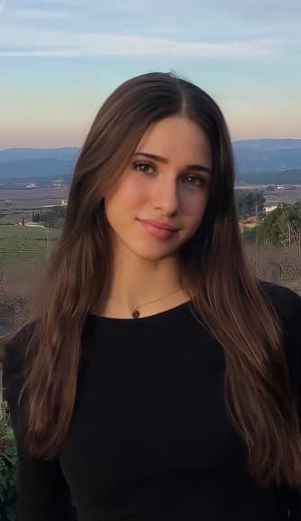 Carla Ferrer — Classical dancer, Spain
