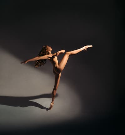Erin Bowers — Classical dancer, Australia