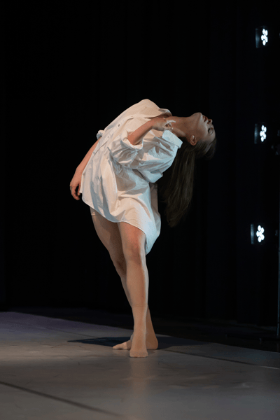 Myrna Lømo — Neoclassical dancer, Oslo, Norway