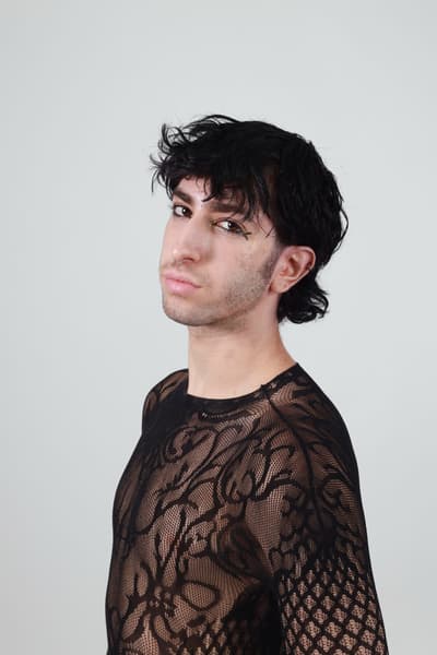 Edon Hartzy — Contemporary dancer, United States