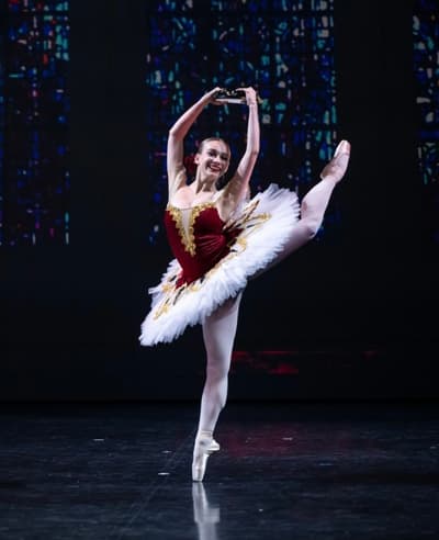 Charlotte Chloe Pelclova — Classical dancer