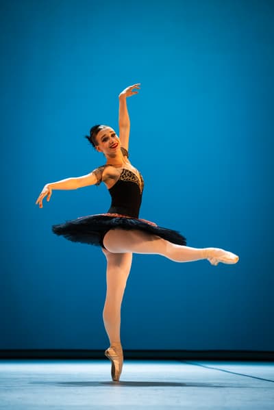 Charlotte Chloe Pelclova — Classical dancer