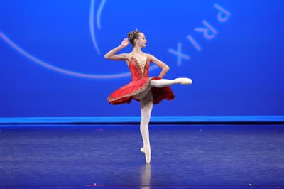 Ellie Maddox — dancer, United States