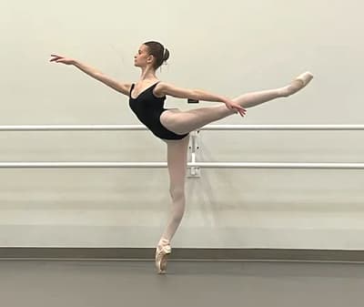 Jolie Lavaux — Classical dancer, United States