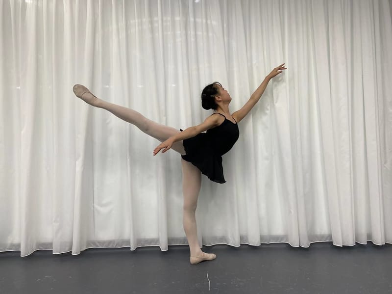 Hangqi Victoria Zhu — Contemporary dancer, Singapore