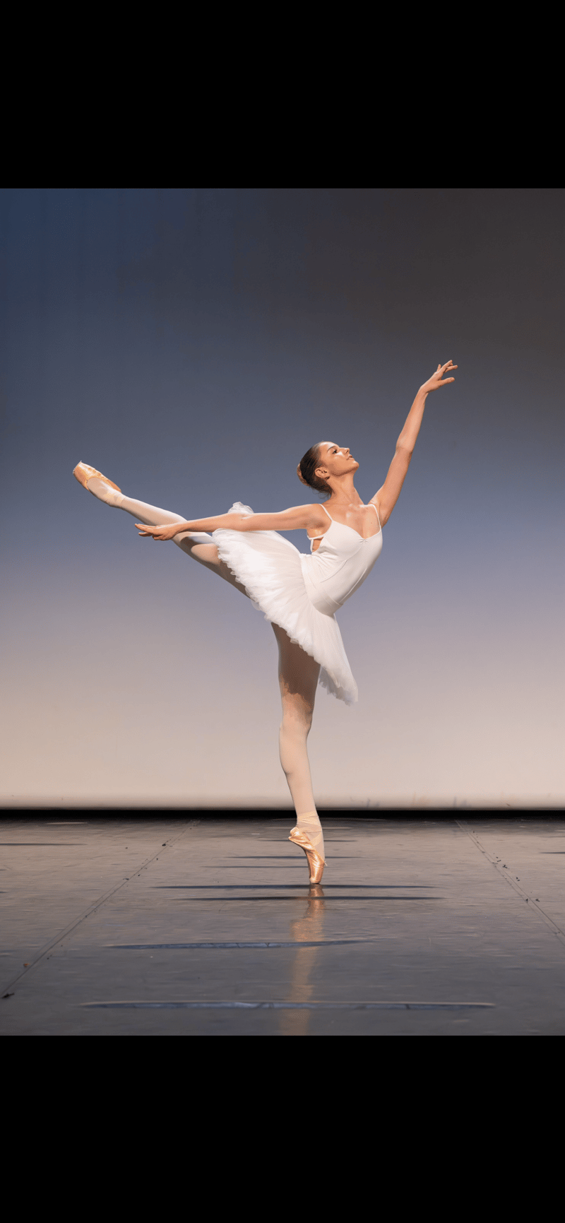 Neila Le bourlout — Classical dancer