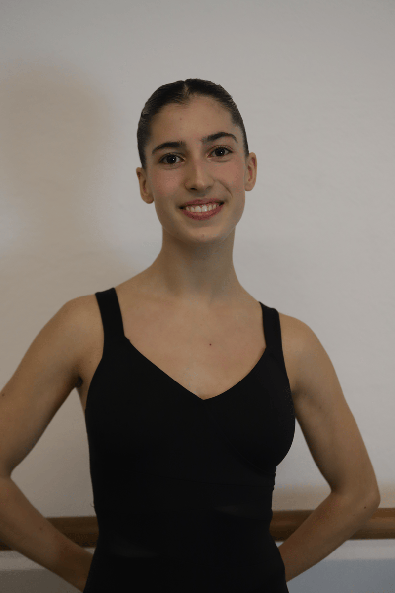 Maria Luís Figueiredo — Classical dancer, Portugal