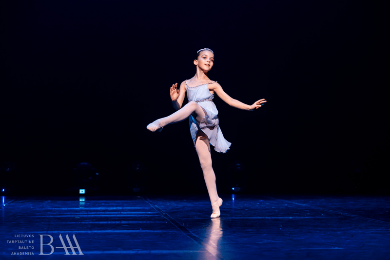 Meta Meskyte — Classical dancer