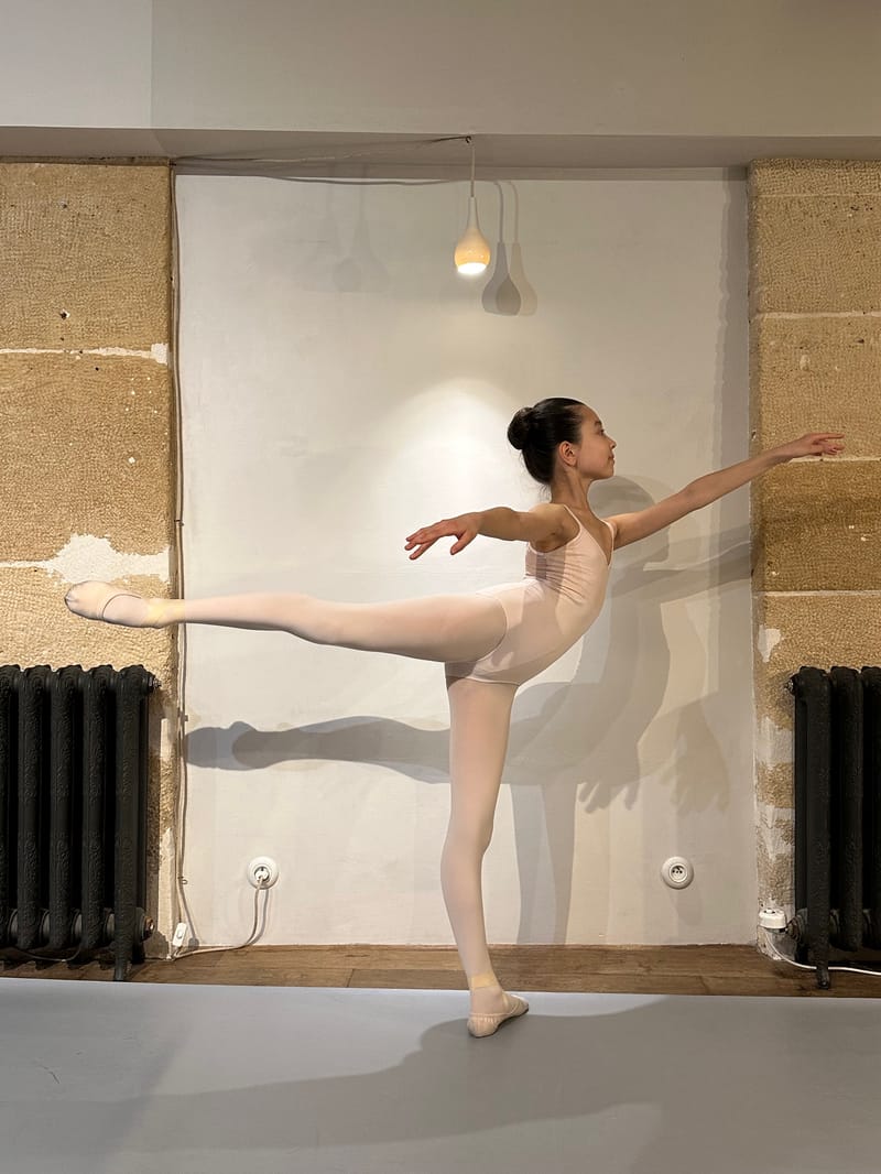 PHILO FROGER — dancer, France