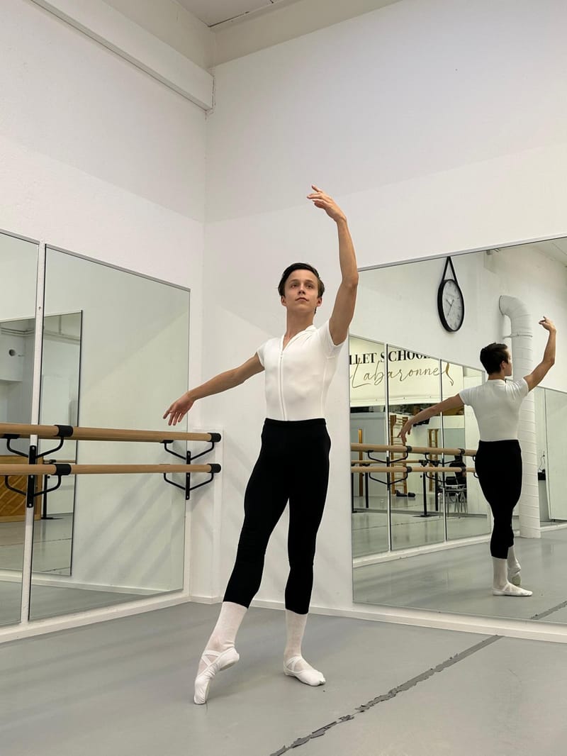 Noah Ruppert — Classical dancer, Switzerland