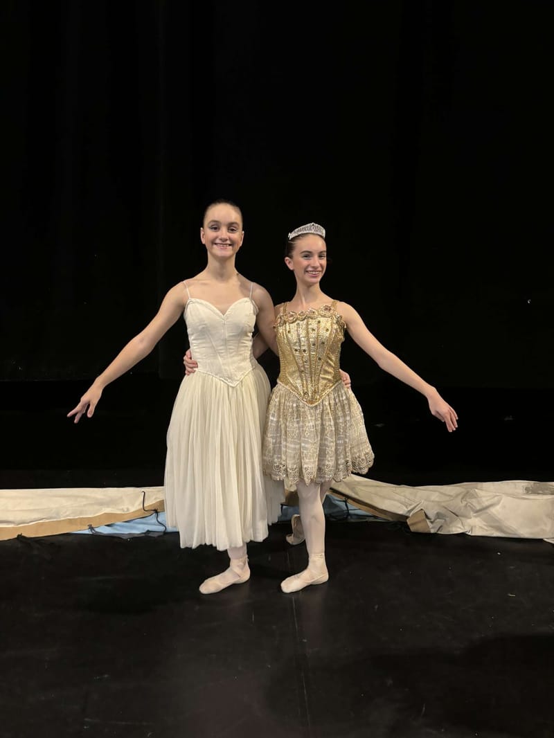 Iloa Montech — Classical dancer, France