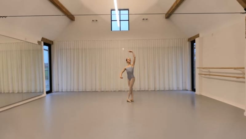 Cozette Cornelis — Classical dancer