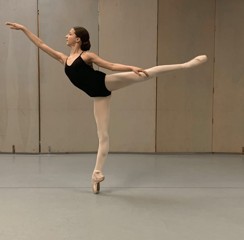 Annabelle Dewitt — Classical dancer