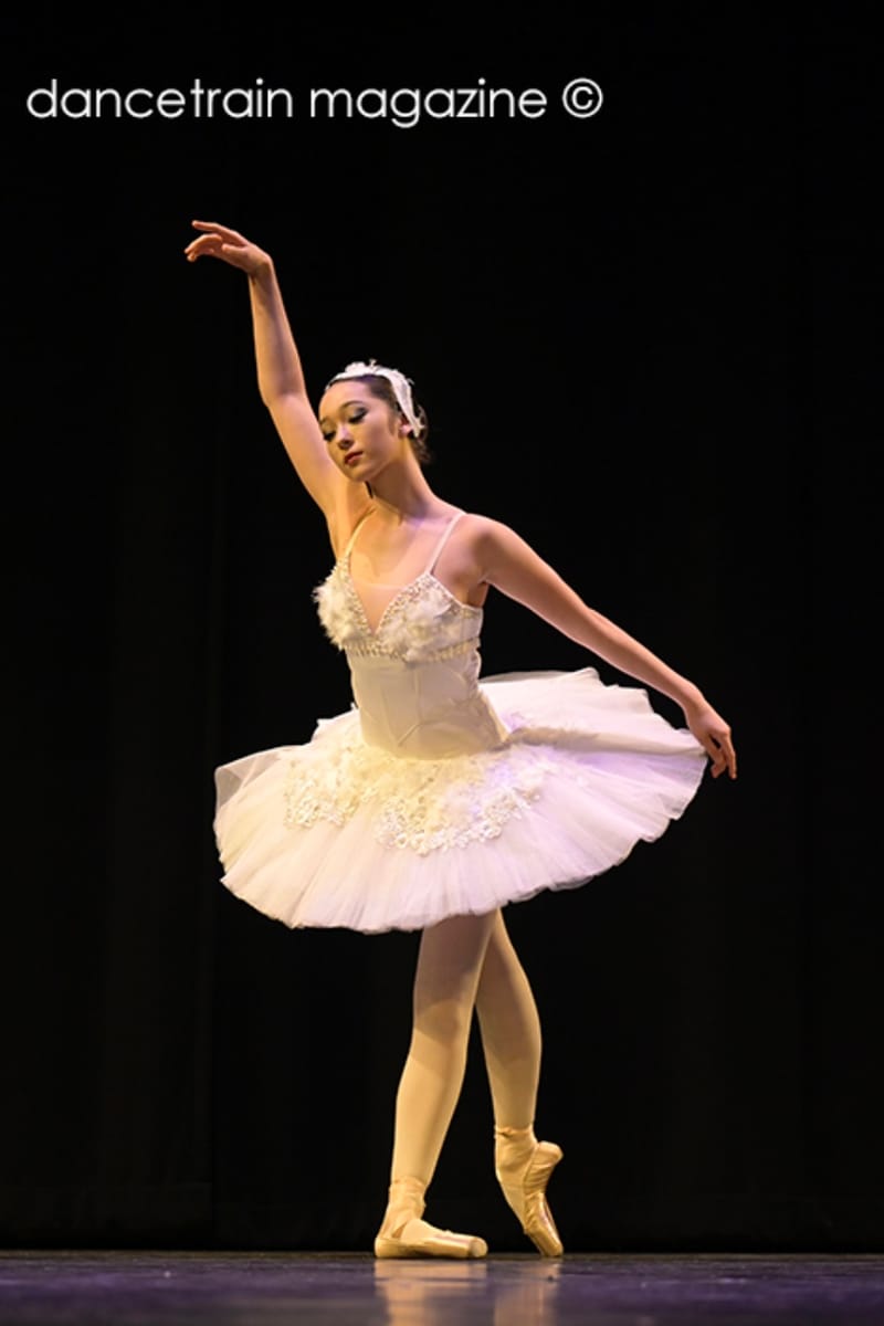 Halle Mcgregor — Classical dancer