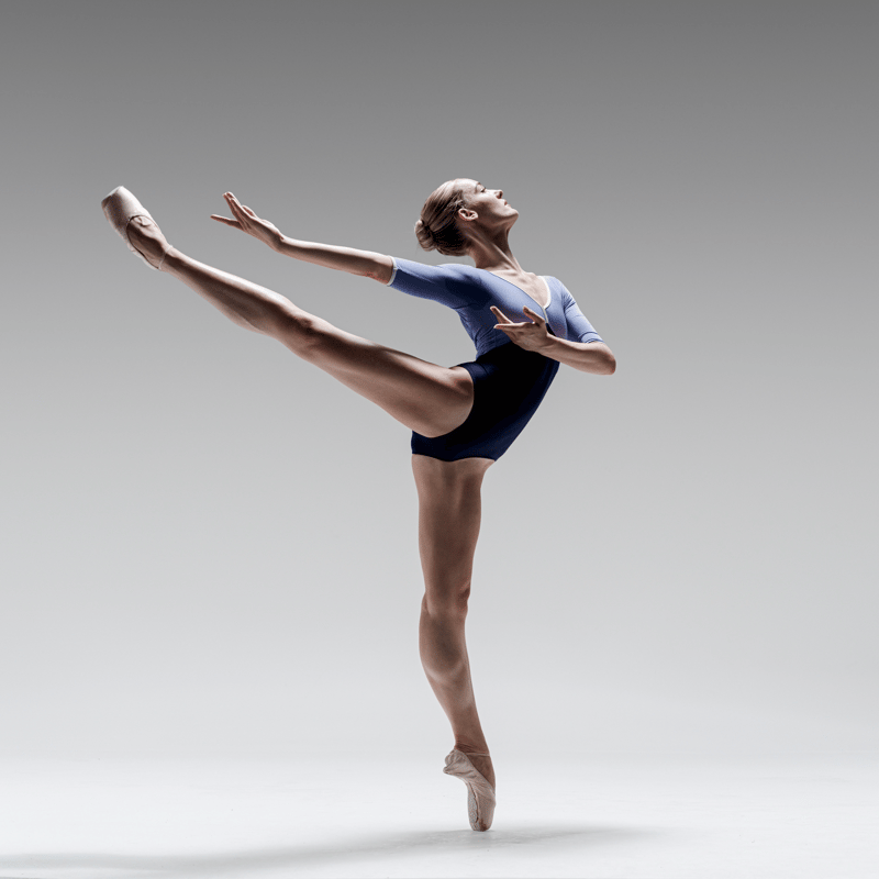 olivia cryne — Neoclassical dancer