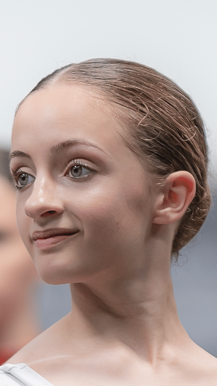 Bianca Zaniol — Classical dancer