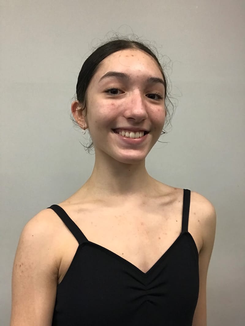Eduarda Costa de Oliveira — Classical dancer, Brazil
