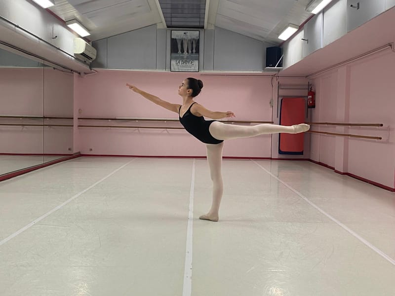 Jade Loisel — Classical dancer, France