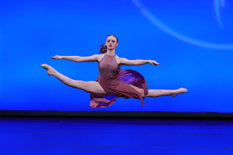Amelia Krietemeyer — Classical dancer