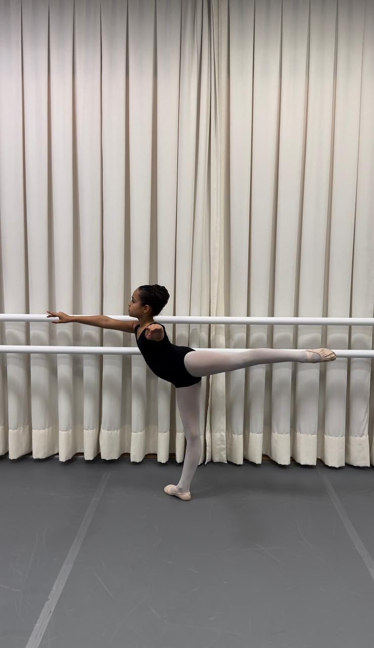 Ana souza — dancer, Brazil