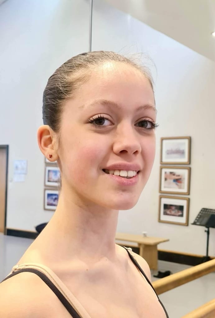 Juliette Agabriel Bernal — Classical dancer, France