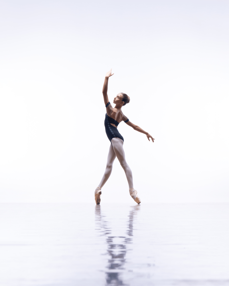 Nina Ros — Classical dancer, Switzerland