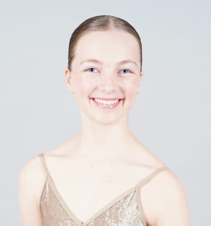 Elin Burgess — Classical dancer, Australia