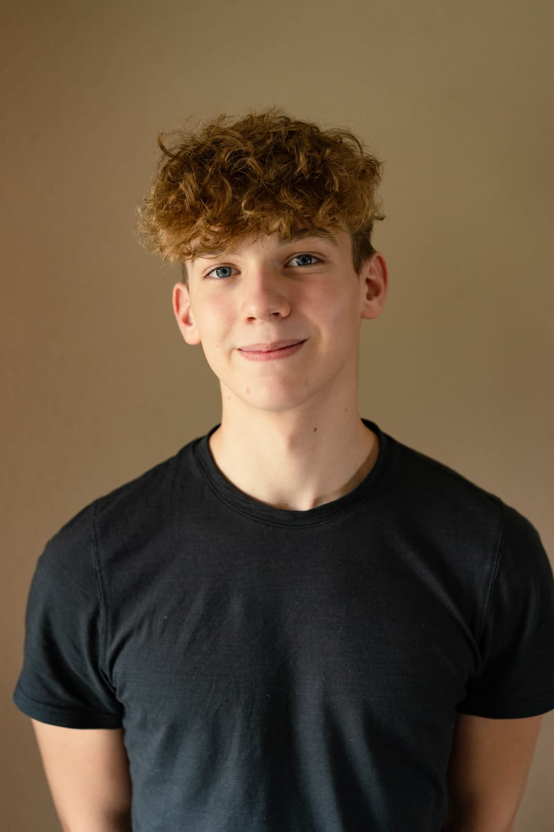 Eli Waunch — dancer, United States