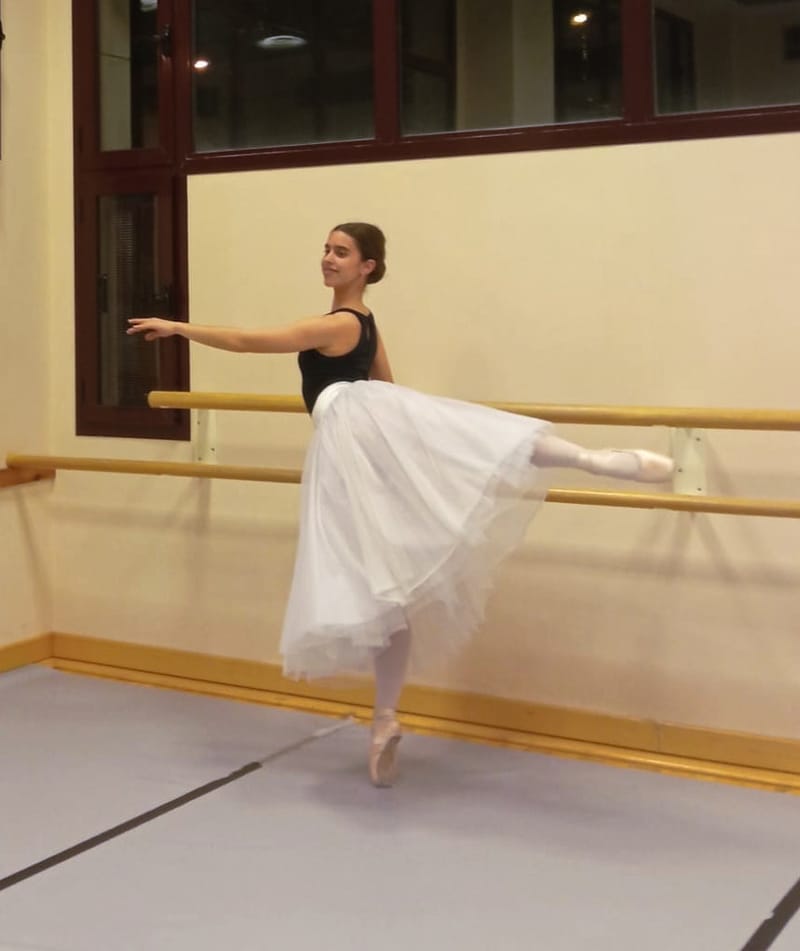 Mireia Yaniz Macia — Classical dancer, Spain