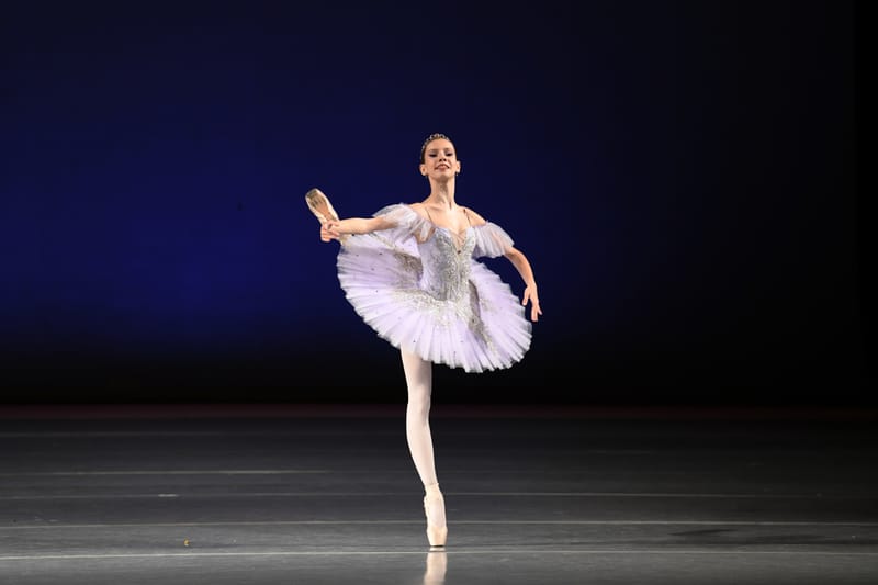 LEANCA IRIS ANA-MARIA — Contemporary dancer, Romania