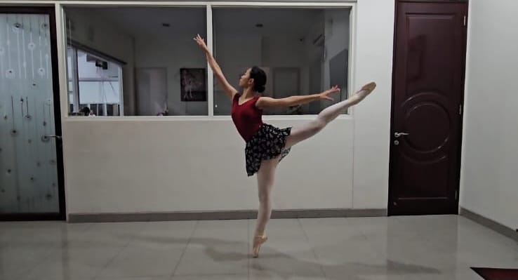 Jeanne Kangin — Classical dancer, Indonesia