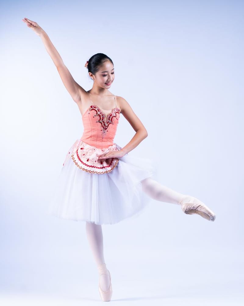 Huang Jing Qi — Classical dancer, Singapore