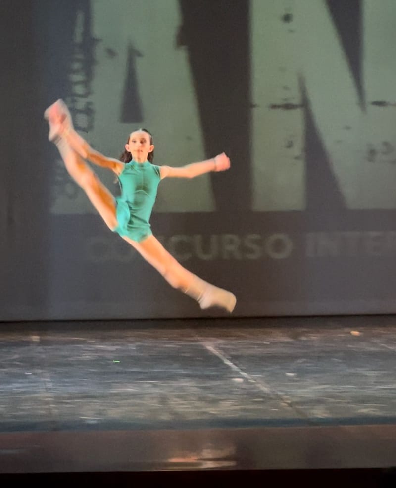 Renata Maria Malvetti Gonzalez — Classical dancer, Paraguay