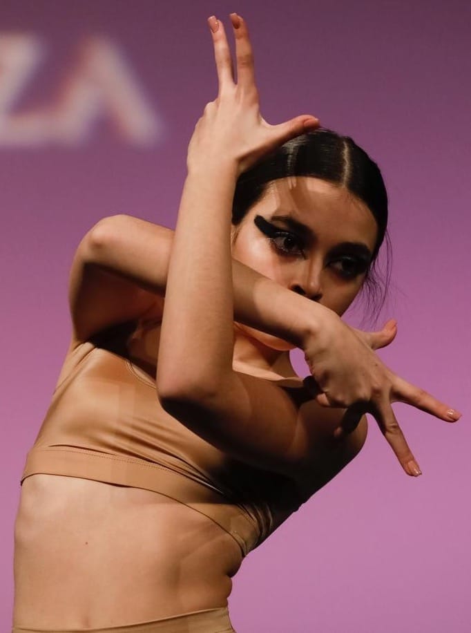 serena di benedetto — Contemporary dancer, Italy