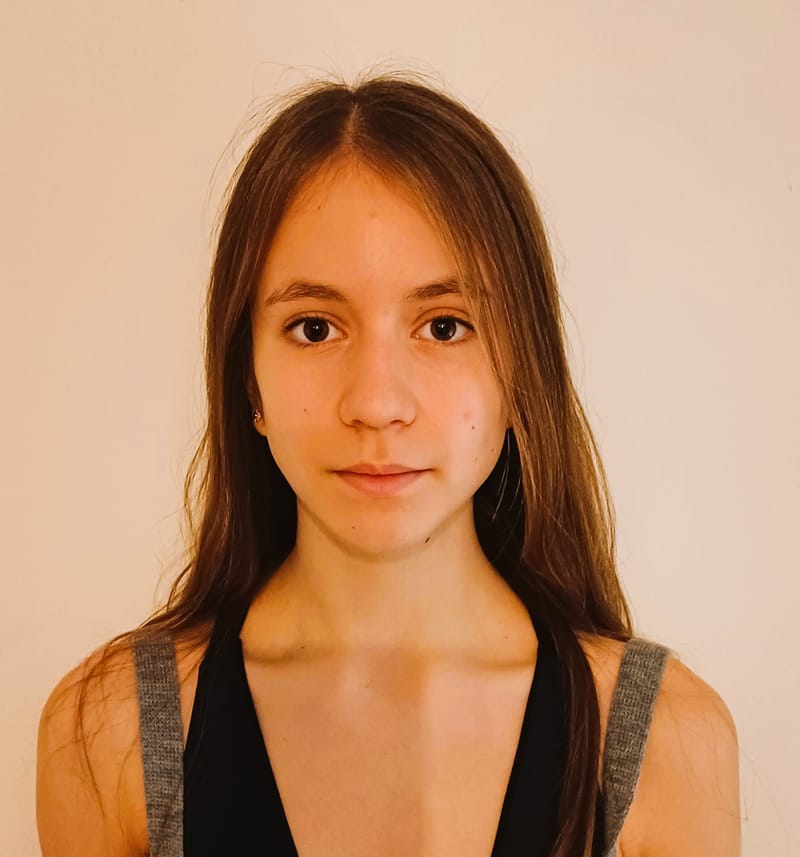 Eva Hammer — Classical dancer, Belgium