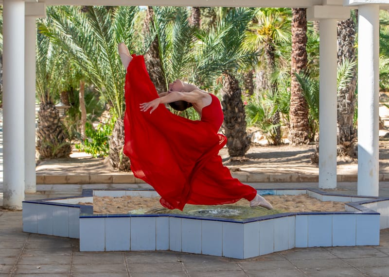 Mara Frunza — Modern dancer, Jersey