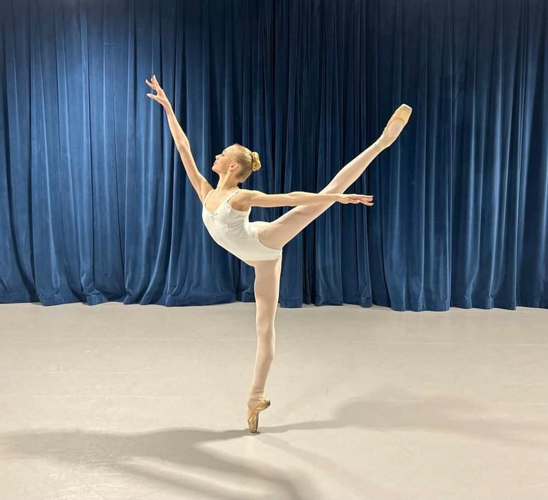 Carlin Ciocchetti — Classical dancer, United States